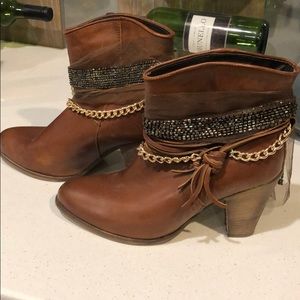 Steve Madden Boots
